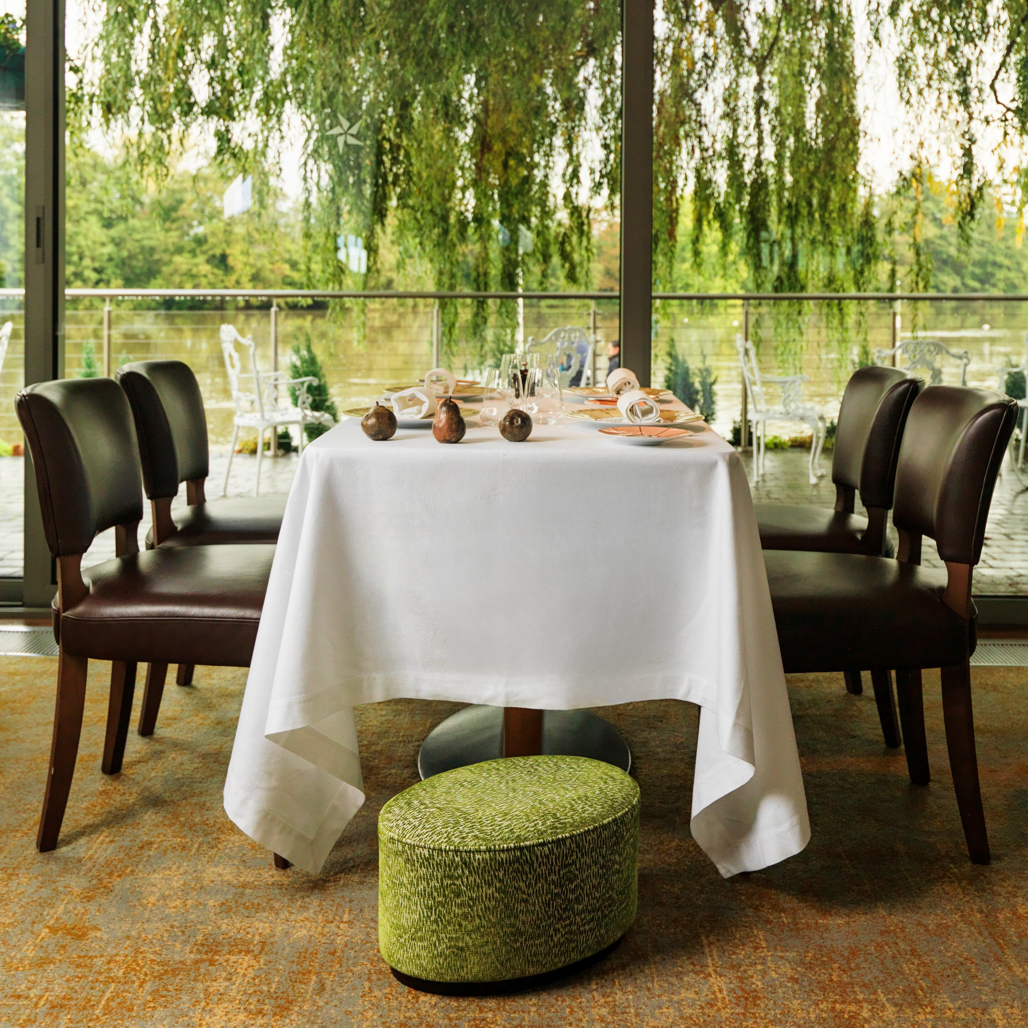 Top 5 Michelin-Starred Restaurants in the UK: Where Gastronomy Meets Design
