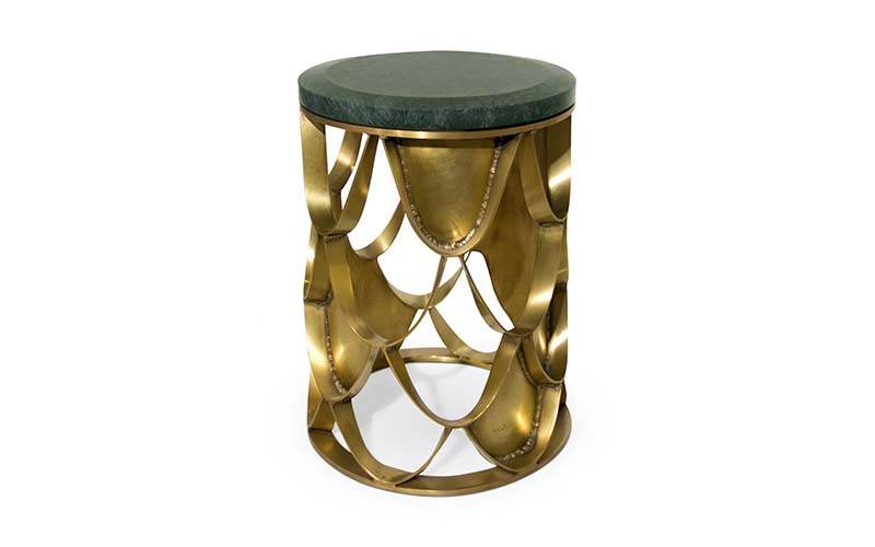 KOI | Zeitgenössisches Messing Beistelltisch-Design von BRABBU