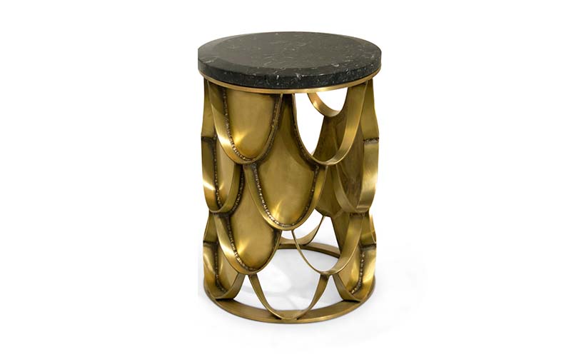 KOI | Zeitgenössisches Messing Beistelltisch-Design von BRABBU